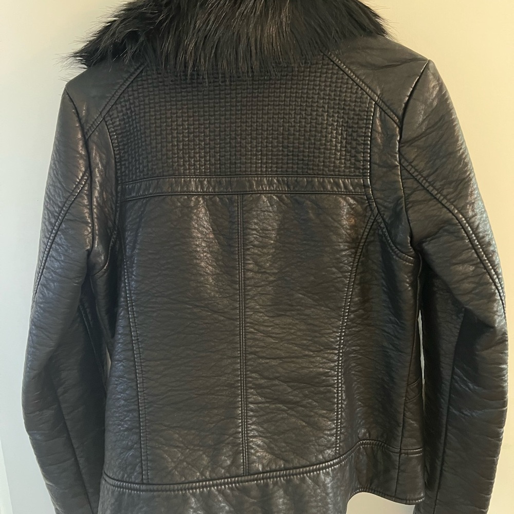 Guess jacket - Picture 3 of 8